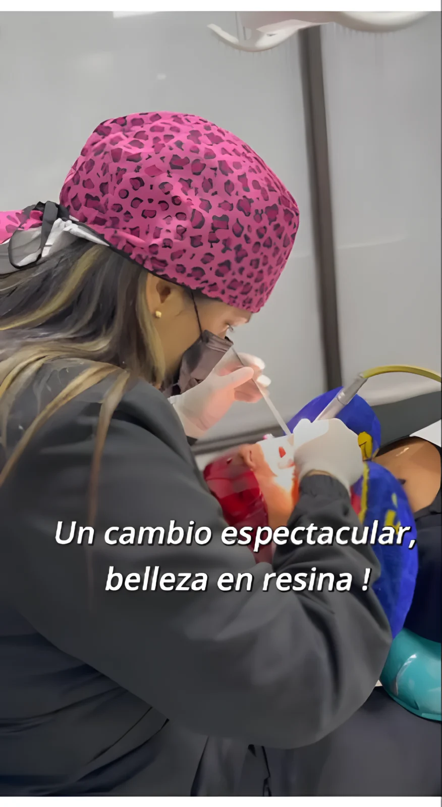 Aesthetic dental treatment at the clinic